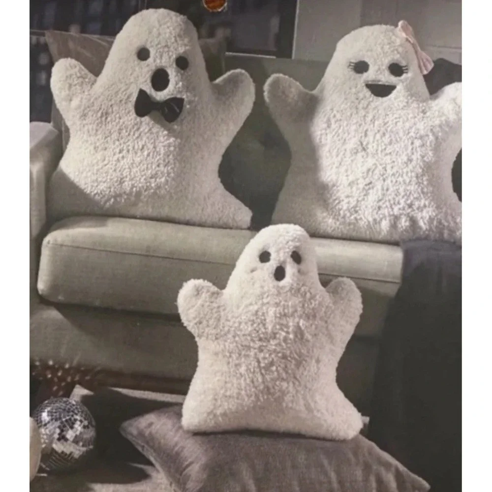 New Novogratz Set Of 3 Halloween Ghost Family Sherpa Throw Pillows Dad Mom Baby
